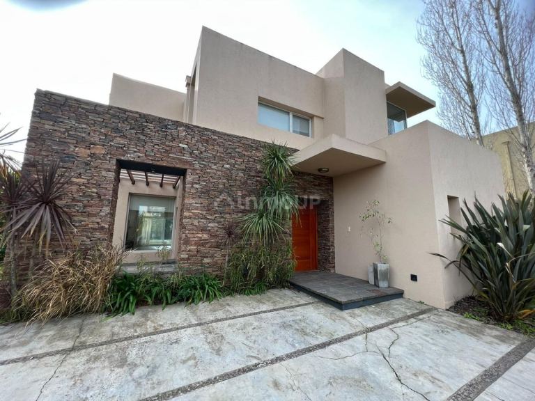 Casa en Venta en Tigre, G.B.A. Zona Norte