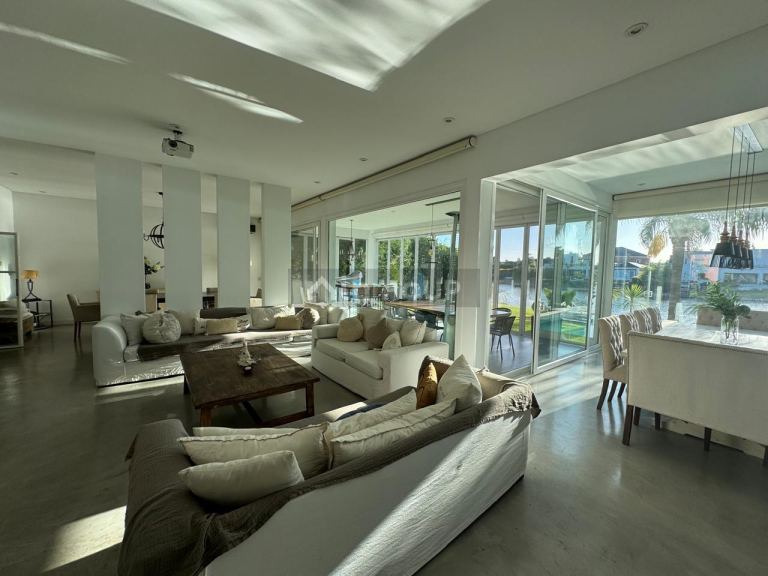 Casa en Alquiler en Tigre, G.B.A. Zona Norte