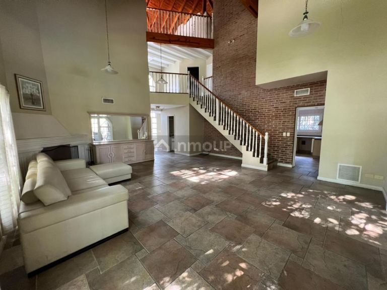 Casa en Alquiler en Pilar, G.B.A. Zona Norte