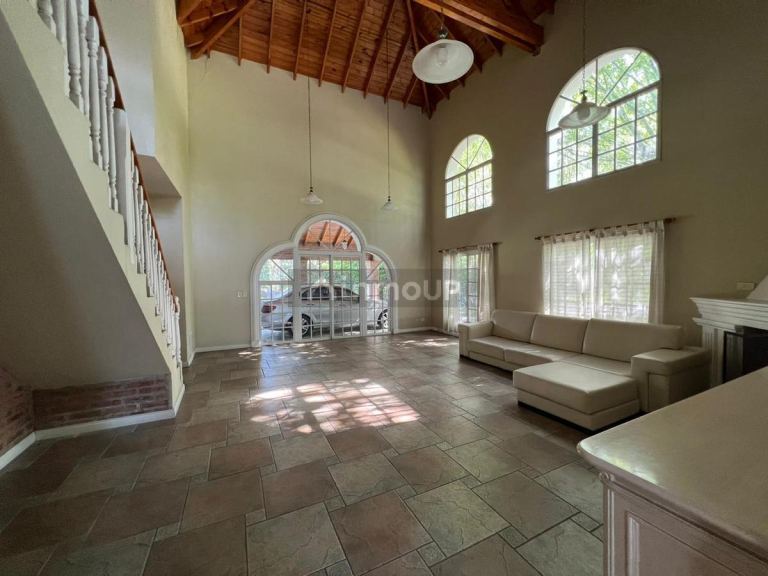 Casa en Alquiler en Pilar, G.B.A. Zona Norte