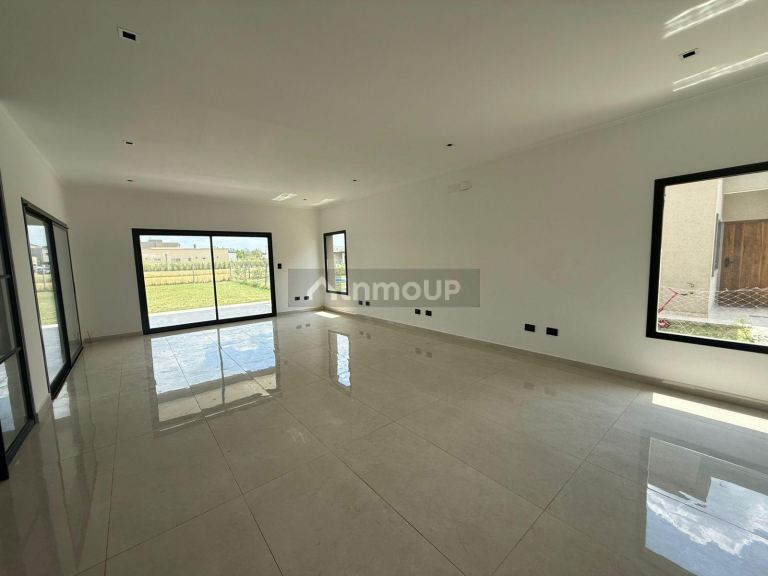 Casa en Venta en Pilar, G.B.A. Zona Norte