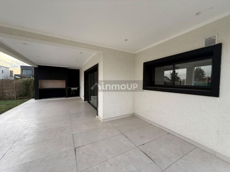 Casa en Venta en Pilar, G.B.A. Zona Norte