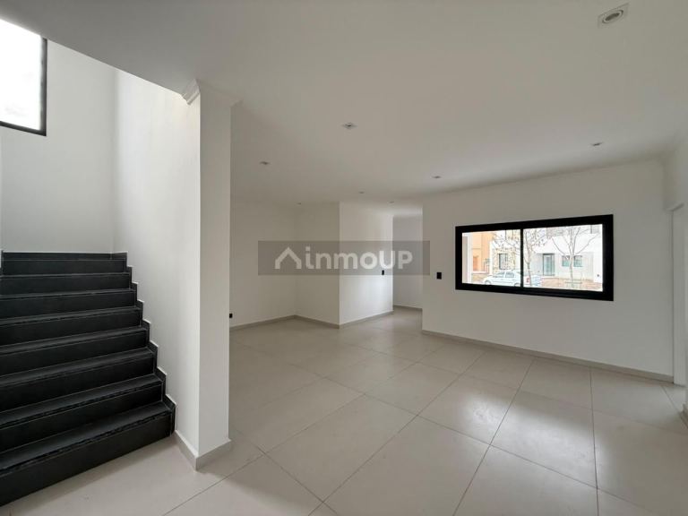 Casa en Venta en Pilar, G.B.A. Zona Norte