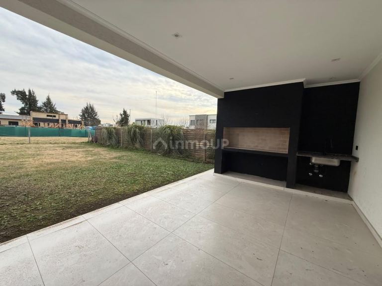 Casa en Venta en Pilar, G.B.A. Zona Norte