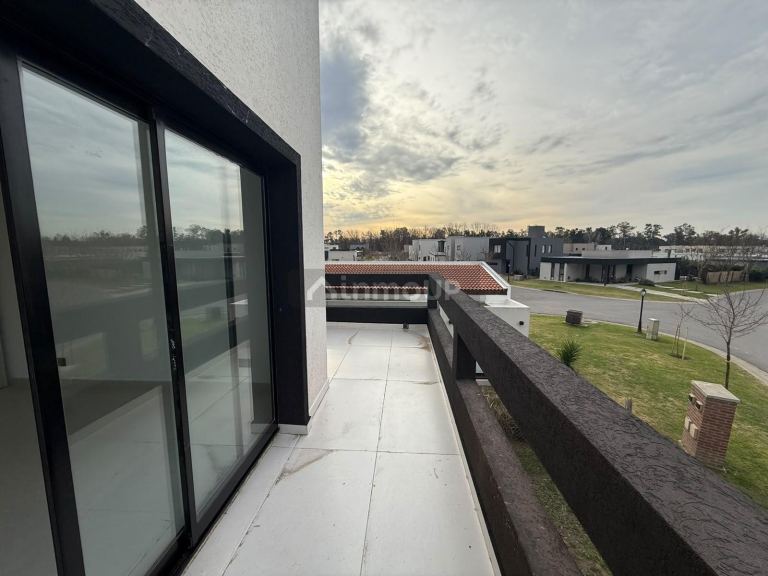 Casa en Venta en Pilar, G.B.A. Zona Norte