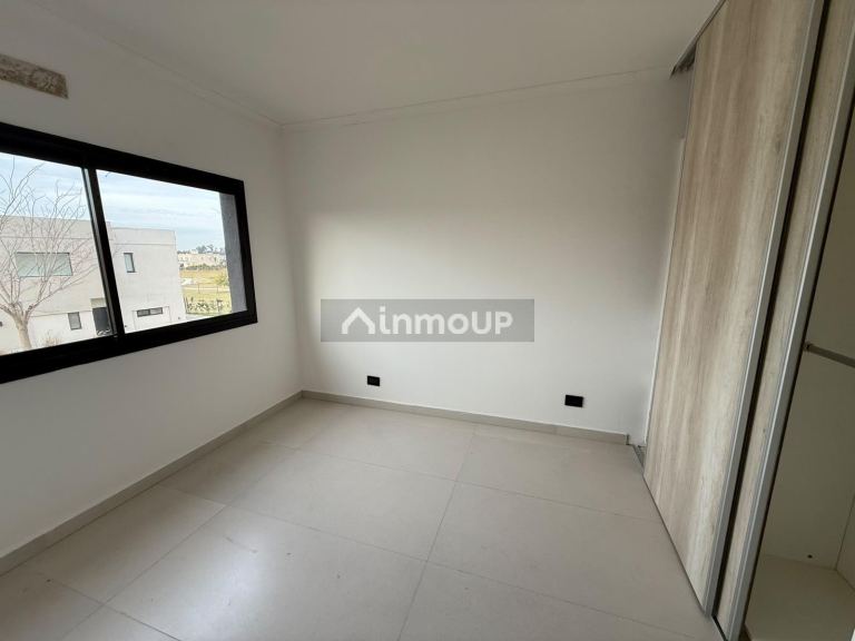 Casa en Venta en Pilar, G.B.A. Zona Norte