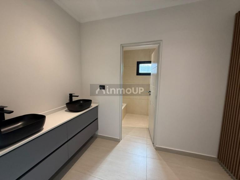 Casa en Venta en Pilar, G.B.A. Zona Norte
