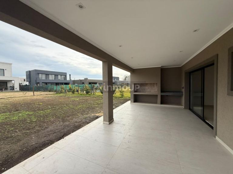 Casa en Venta en Pilar, G.B.A. Zona Norte