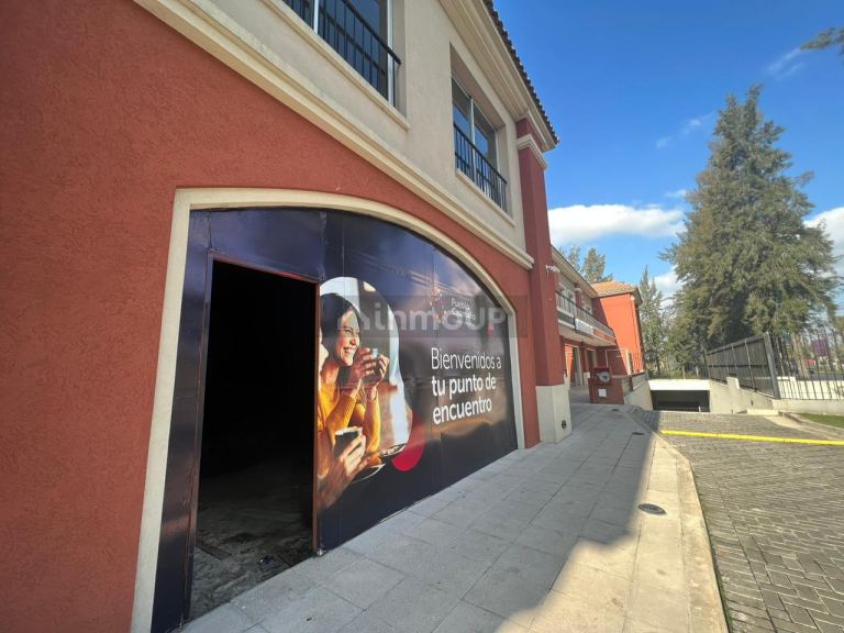 Local Comercial en Alquiler en Pilar, G.B.A. Zona Norte