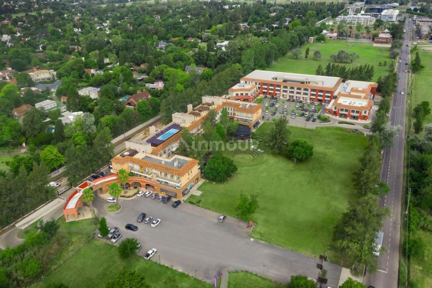 Local Comercial en Alquiler en Pilar, G.B.A. Zona Norte