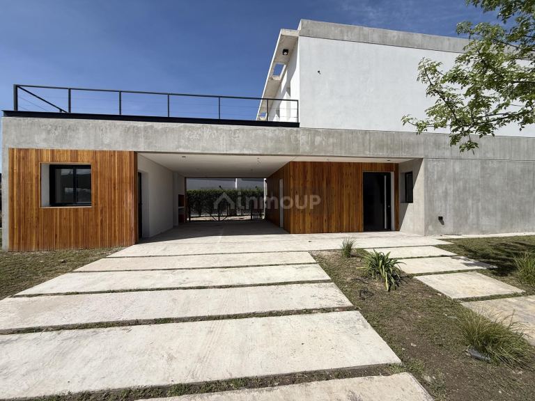 Casa en Venta en Tigre, G.B.A. Zona Norte