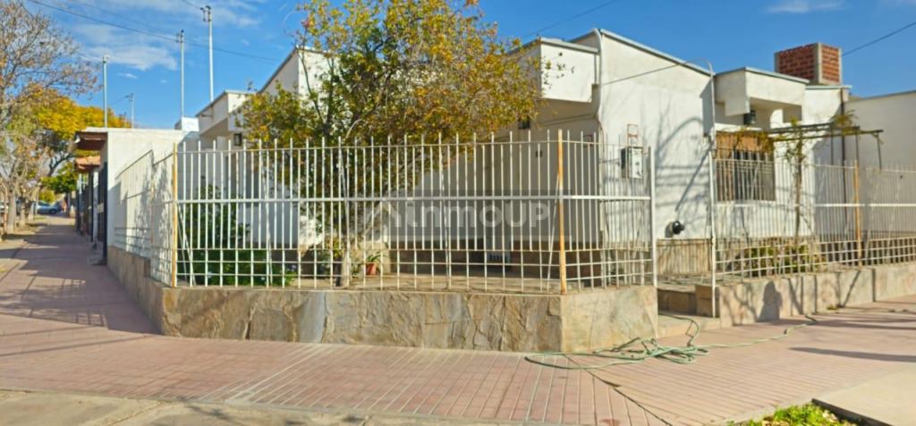 Godoy Cruz EINSTEIN y NOGOLI