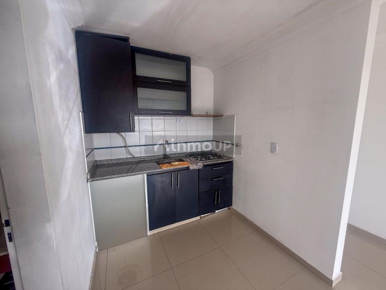 Departamento en Alquiler en Moron, G.B.A. Zona Oeste