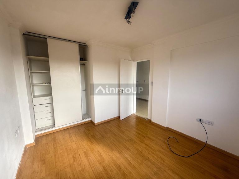 Departamento en Alquiler en Moron, G.B.A. Zona Oeste