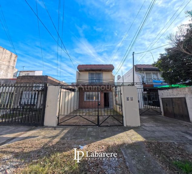 P H en Venta en La Matanza, G.B.A. Zona Oeste