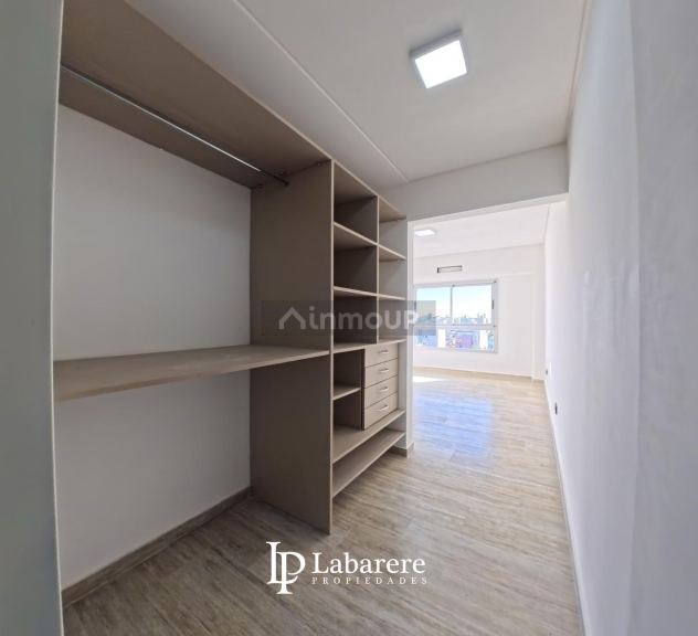 Departamento en Venta en Tres de Febrero, G.B.A. Zona Oeste