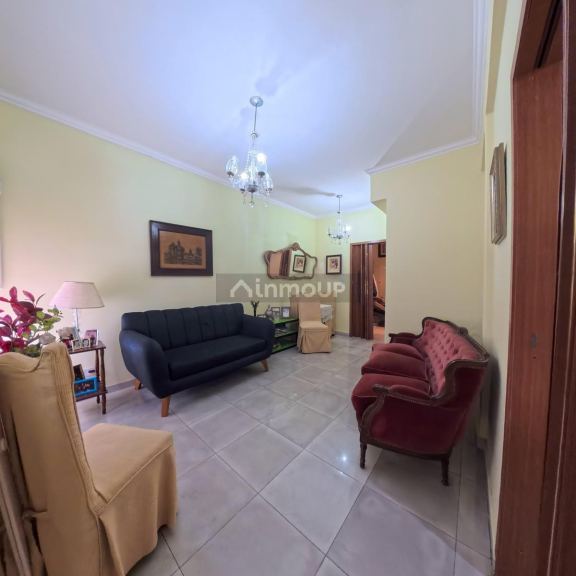 P H en Venta en Moron, G.B.A. Zona Oeste