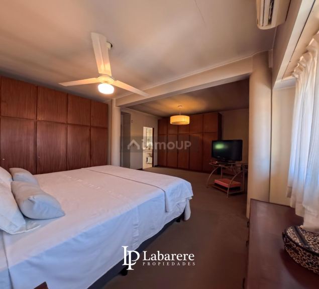 Casa en Venta en Moron, G.B.A. Zona Oeste