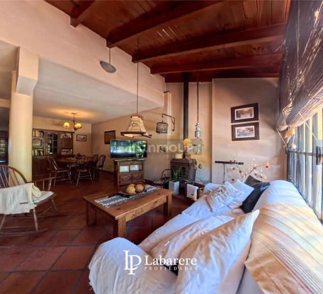 Casa en Venta en Moron, G.B.A. Zona Oeste