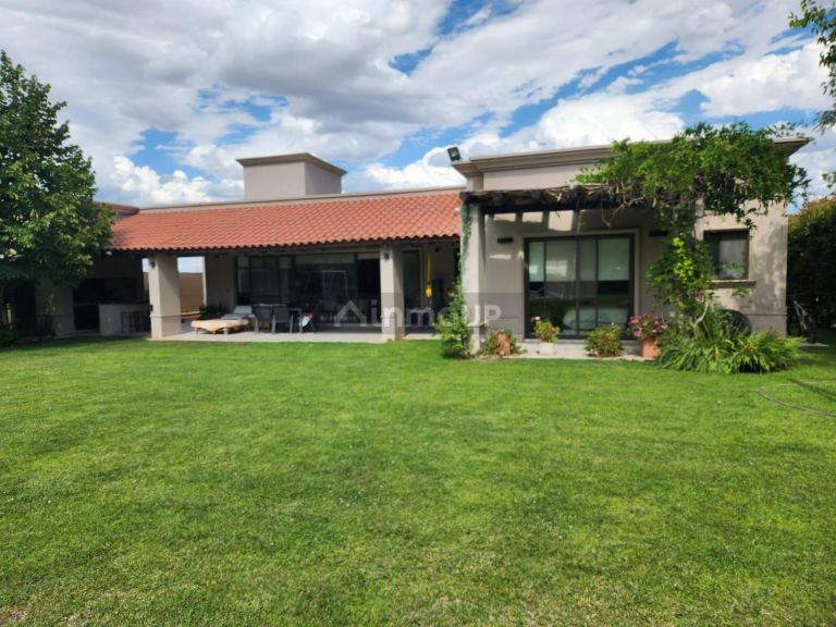 Casa en Venta en Lujan de Cuyo, Mendoza