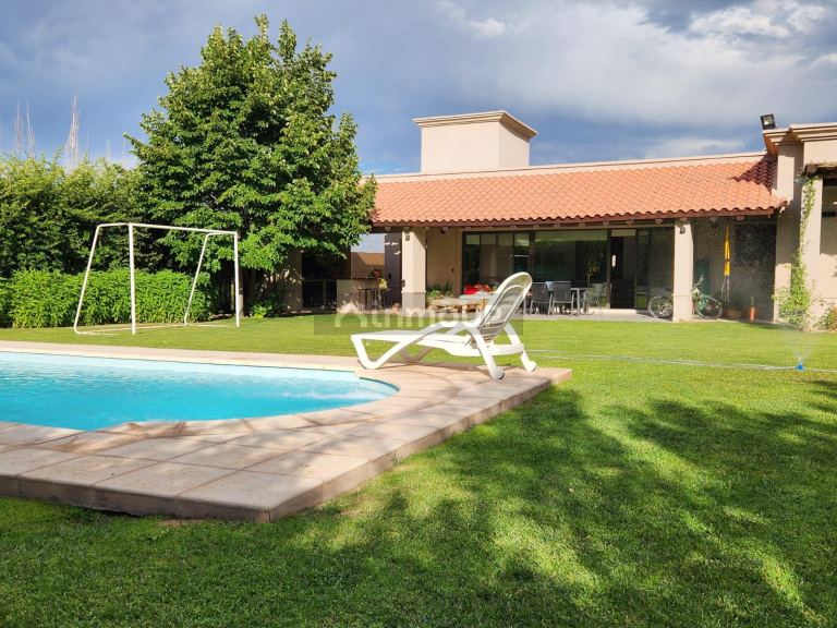 Casa en Venta en Lujan de Cuyo, Mendoza