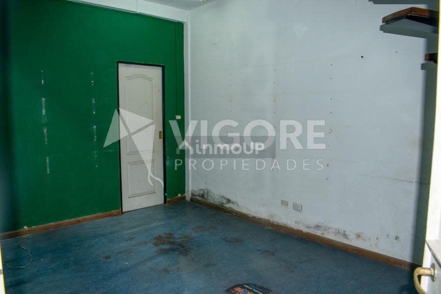 Local Comercial en Alquiler en Almirante Brown, G.B.A. Zona Sur