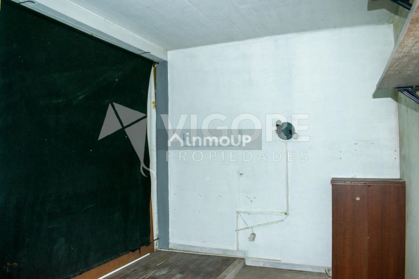 Local Comercial en Alquiler en Almirante Brown, G.B.A. Zona Sur