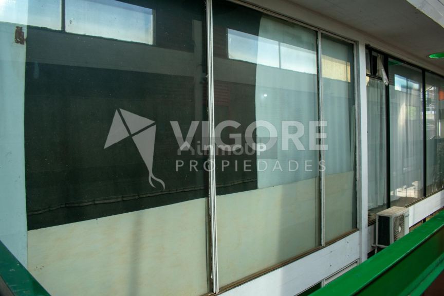 Local Comercial en Alquiler en Almirante Brown, G.B.A. Zona Sur