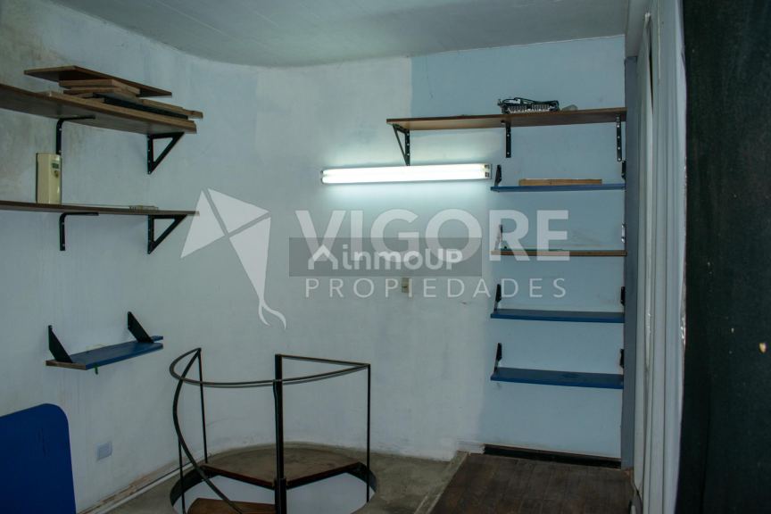 Local Comercial en Alquiler en Almirante Brown, G.B.A. Zona Sur