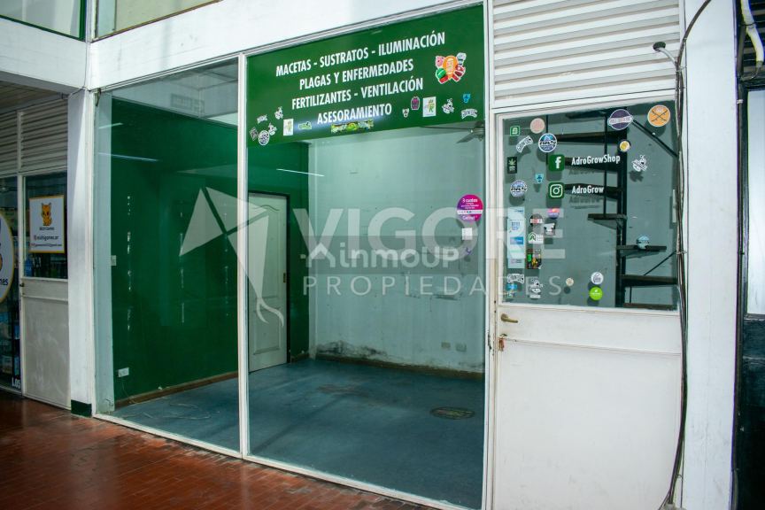 Local Comercial en Alquiler en Almirante Brown, G.B.A. Zona Sur