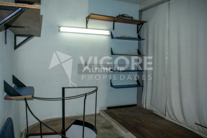 Local Comercial en Alquiler en Almirante Brown, G.B.A. Zona Sur