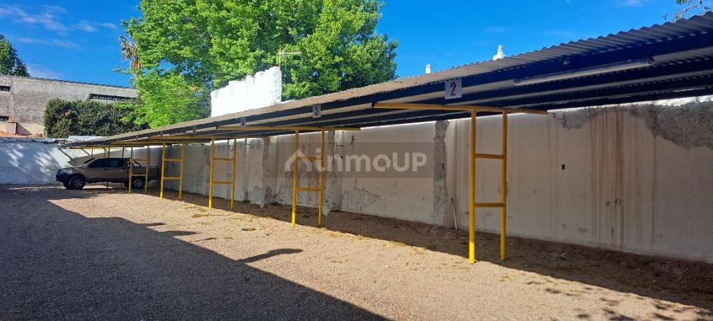 Cochera en Alquiler en Capital, Mendoza