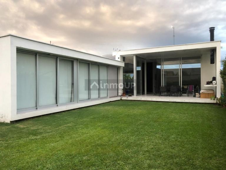 Casa en Venta en Guaymallen, Mendoza