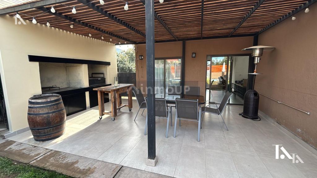 Casa en Venta en Las Heras, Mendoza