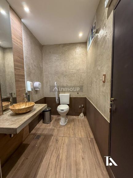 Local Comercial en Venta en Capital, Mendoza