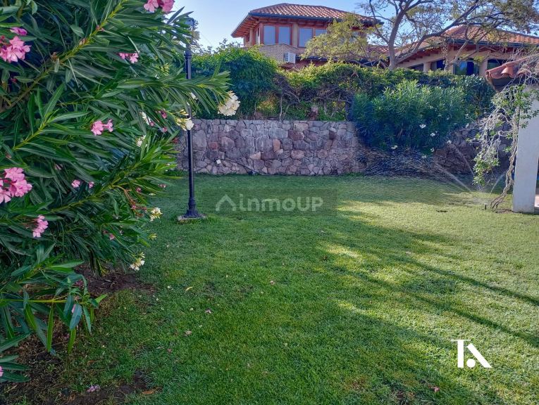 Casa en Venta en Capital, Mendoza