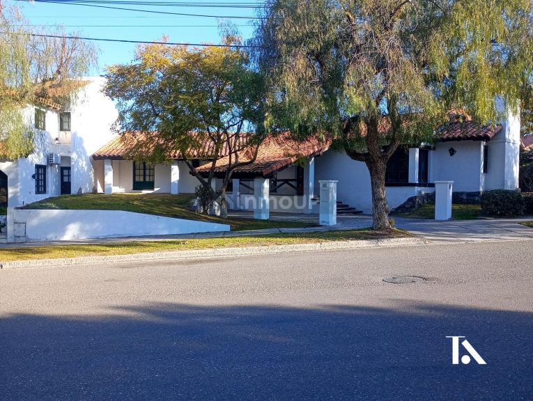 Casa en Venta en Capital, Mendoza