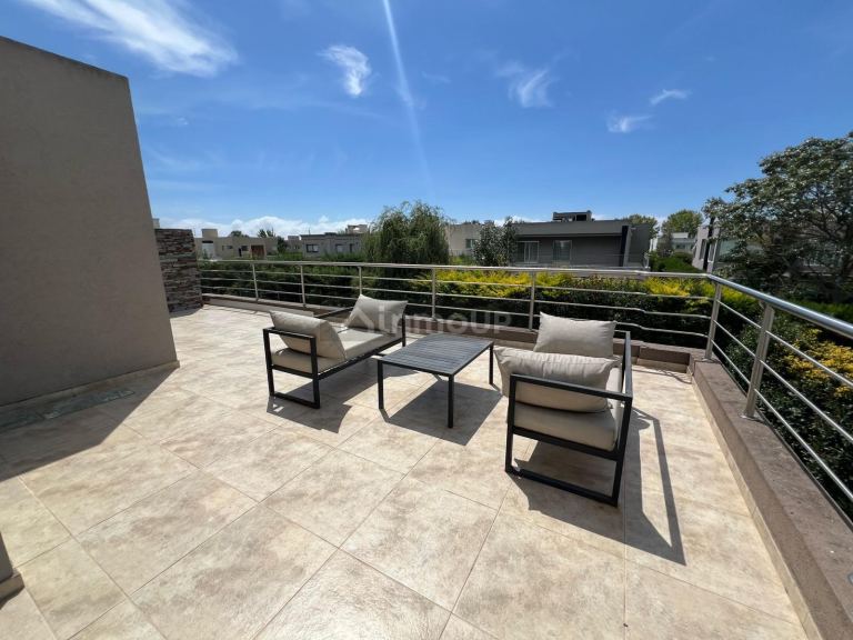 Casa en Alquiler en Berazategui, G.B.A. Zona Sur