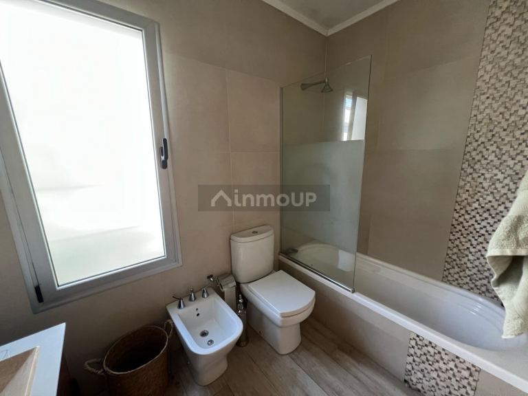Casa en Alquiler en Berazategui, G.B.A. Zona Sur