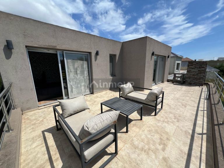 Casa en Alquiler en Berazategui, G.B.A. Zona Sur