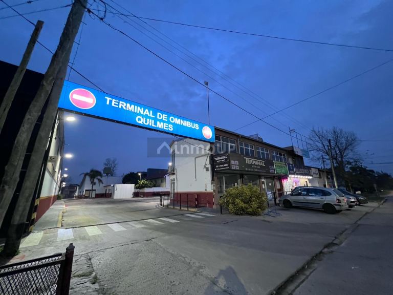 Local Comercial en Alquiler en Quilmes, G.B.A. Zona Sur
