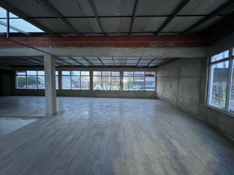 Local Comercial en Alquiler en Quilmes, G.B.A. Zona Sur