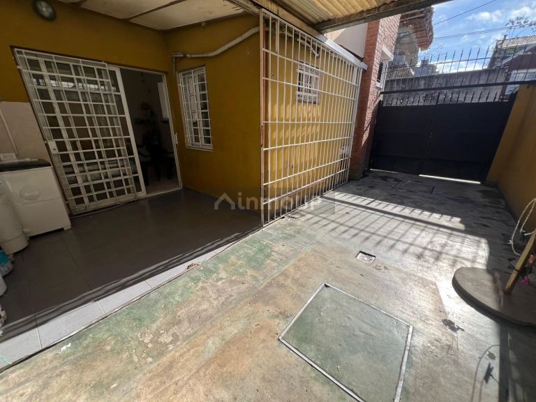P H en Venta en Quilmes, G.B.A. Zona Sur
