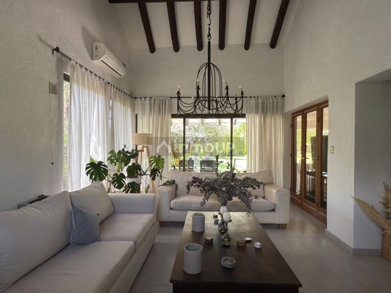 Casa en Venta en Lujan de Cuyo, Mendoza