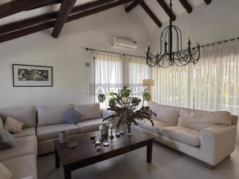 Casa en Venta en Lujan de Cuyo, Mendoza