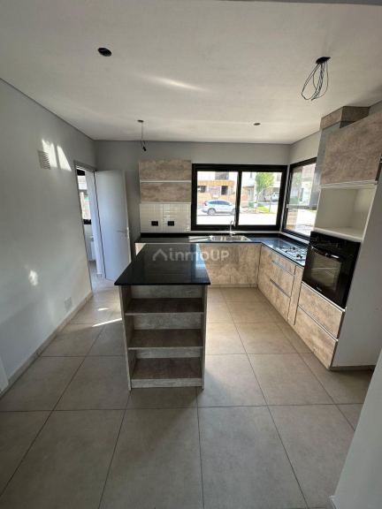 Casa en Alquiler en Lujan de Cuyo, Mendoza