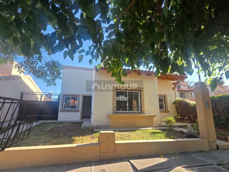 Casa en Alquiler en Maipu, Mendoza
