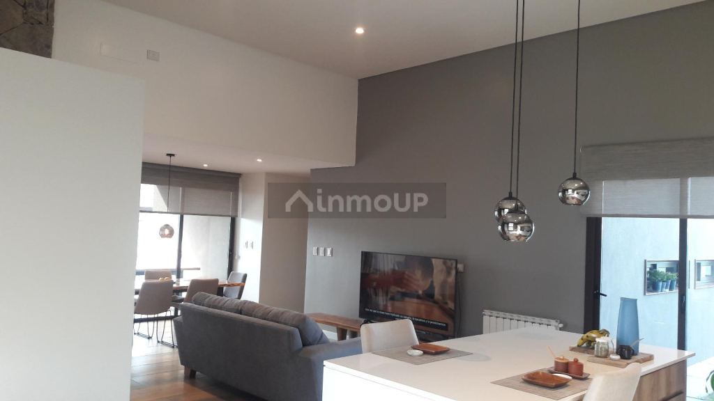 Casa en Venta en Guaymallen, Mendoza