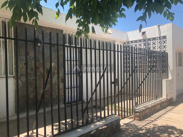 Casa en Alquiler en Guaymallen, Mendoza