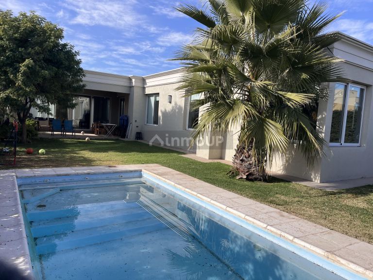 Casa en Venta en Lujan de Cuyo, Mendoza